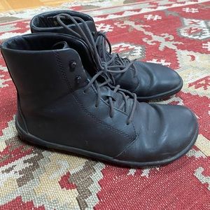Vivobarefoot Gobi Hi size 39